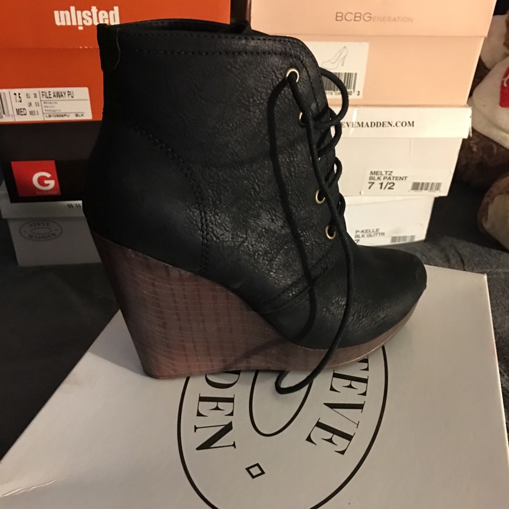 Steve Madden - wedge booties size 7.5
